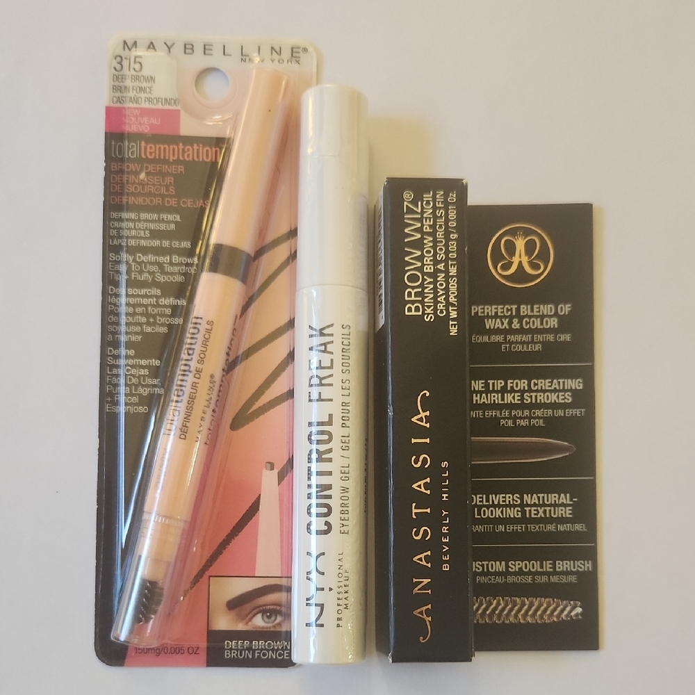 HOLD ALLISON Maybelline Total Temptation Brow Pencil - Rich Brown